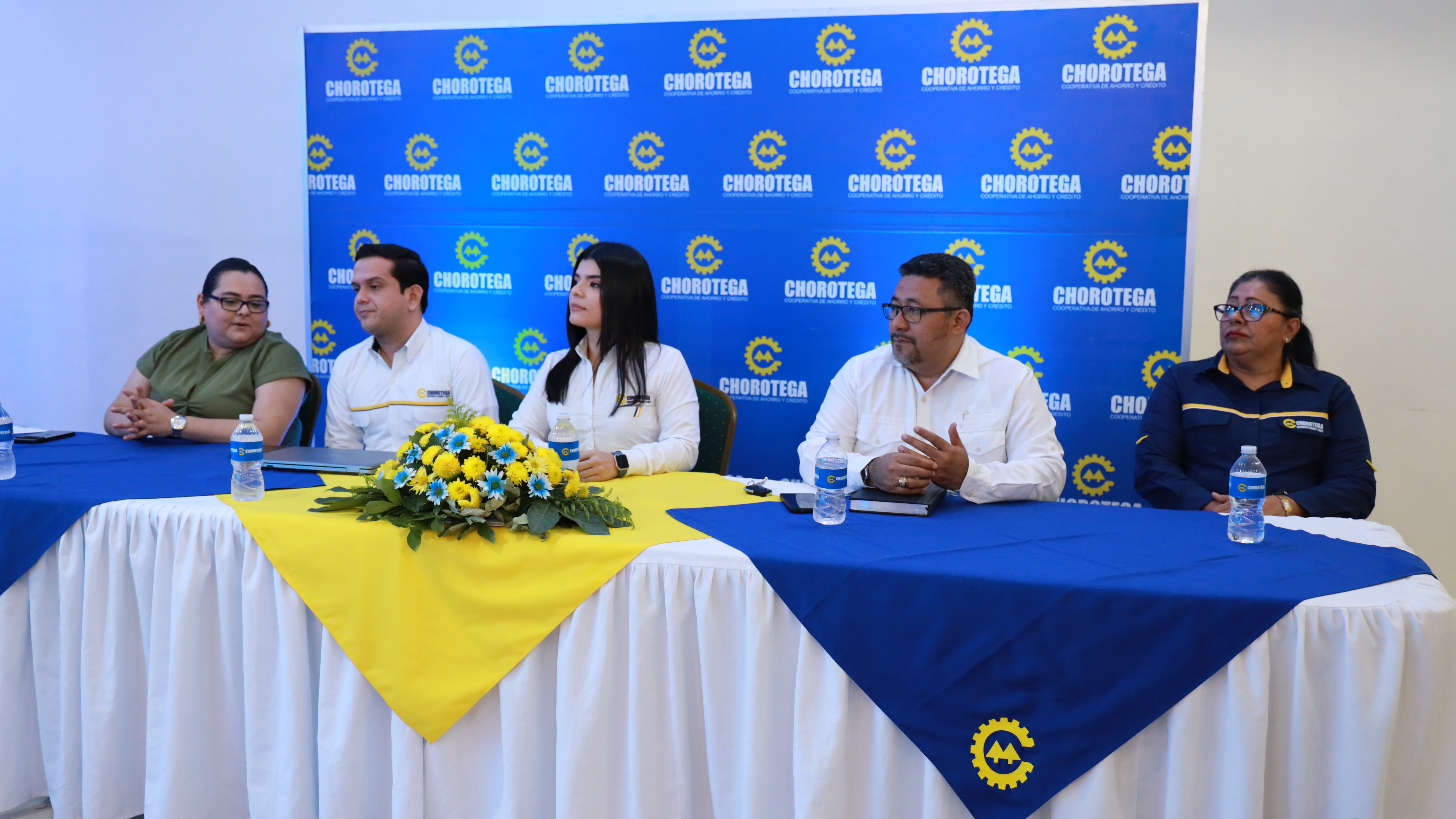 Lanzamiento "Premio y Fútbol, Tu Promo con Pasión"